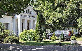 Hotel Ostrov Nymburk